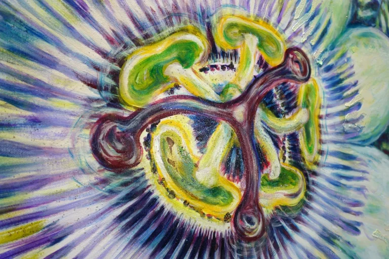 „Passionsblüte – Wunder der Schöpfung" - Ölfarbe, irisierende Acrylfarbe, Walnuss-Sud, Gltter auf Leinwand, 100 x 120 cm, 2024
